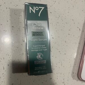 No 7 Future Renew Damage Reversal Night Serum